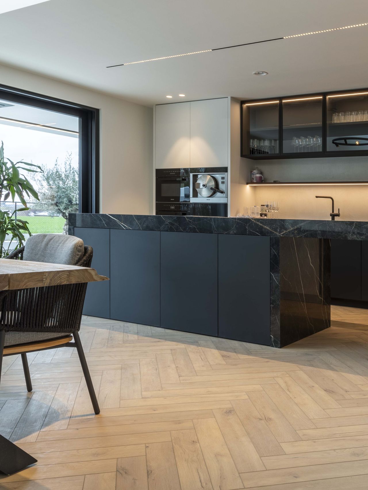Binnenshuis, Interieurontwerp, Verdieping, Vloeren, Keuken