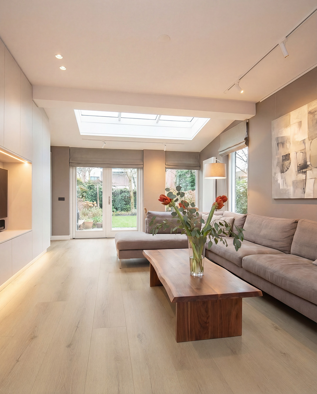 woonkamer, salon, eethoek, vlier-vloer, vaas bloemen