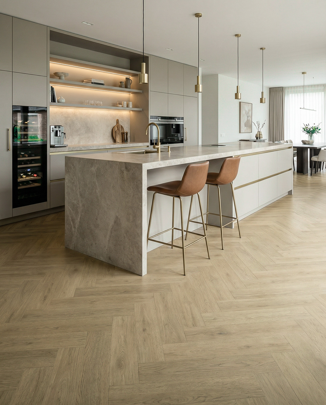 keuken, eiland, houten vloer, barstoel, inbouwapparatuur