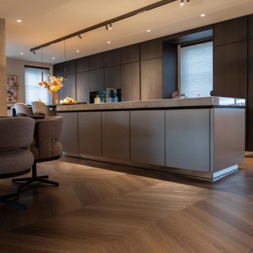 keuken, eiland, kookeiland, kookeiland met blad, houten vloer