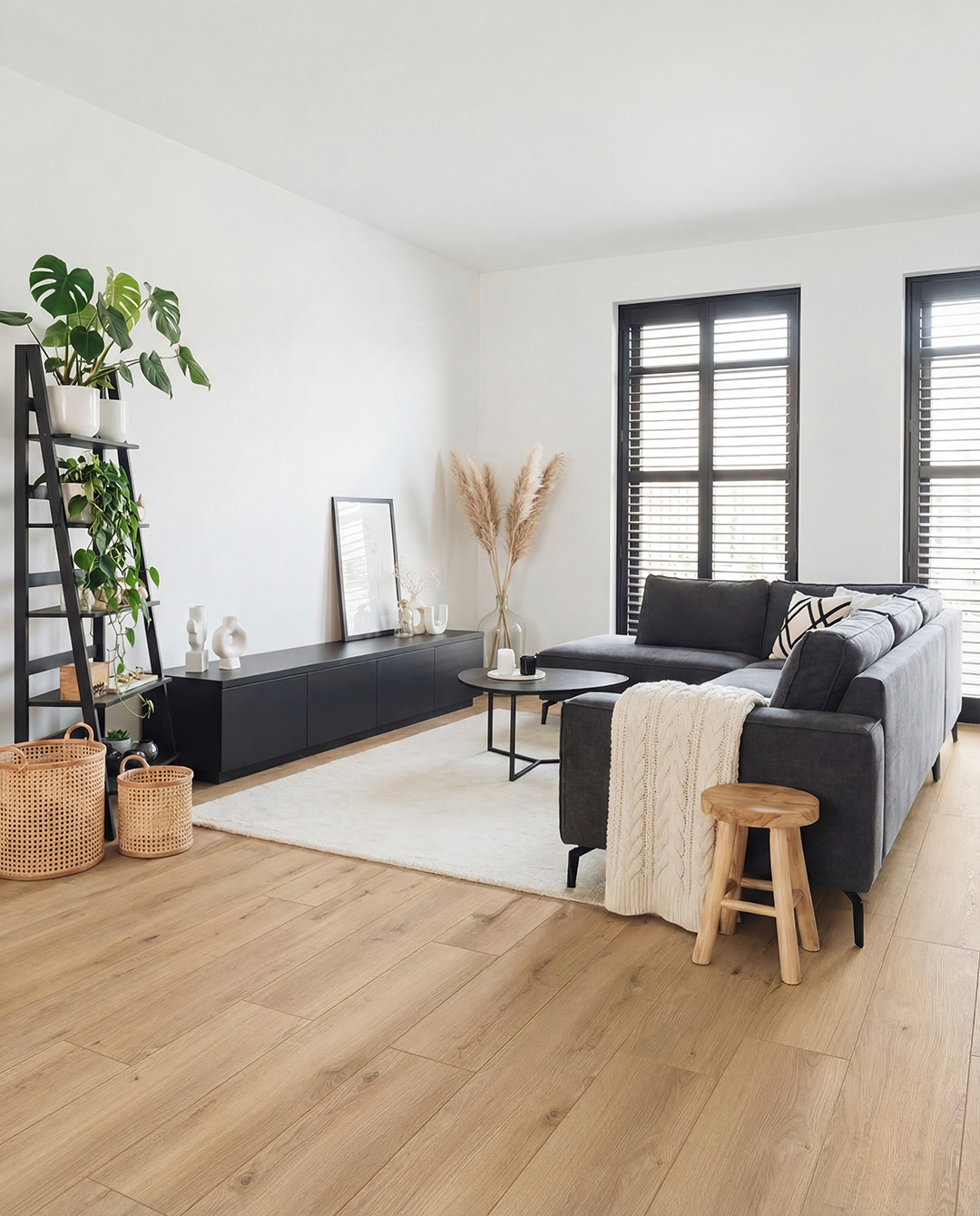 woonkamer, bank, salontafel, vloer, planten