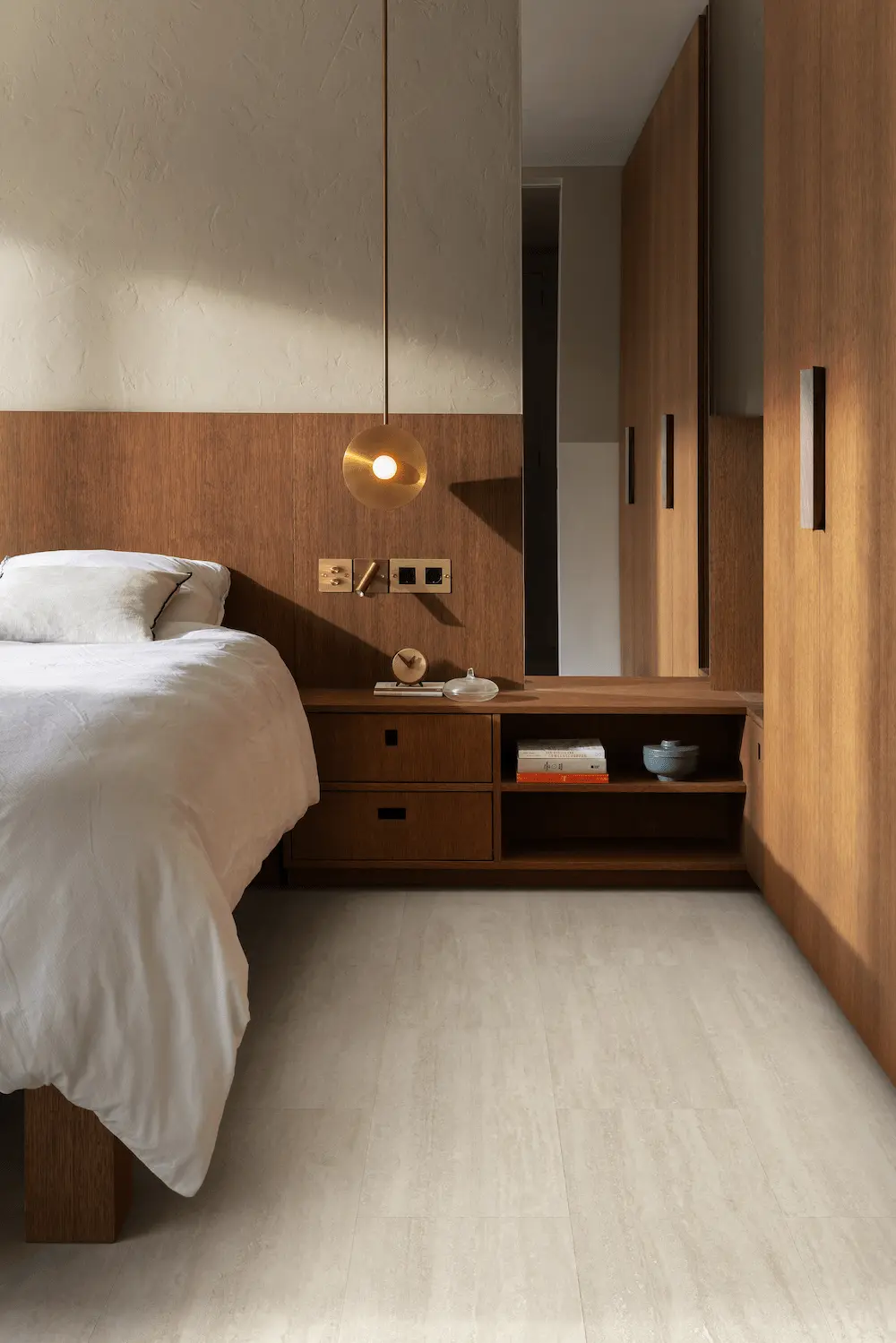 Moduleo LayRed Montecelio Medium Tile 46101