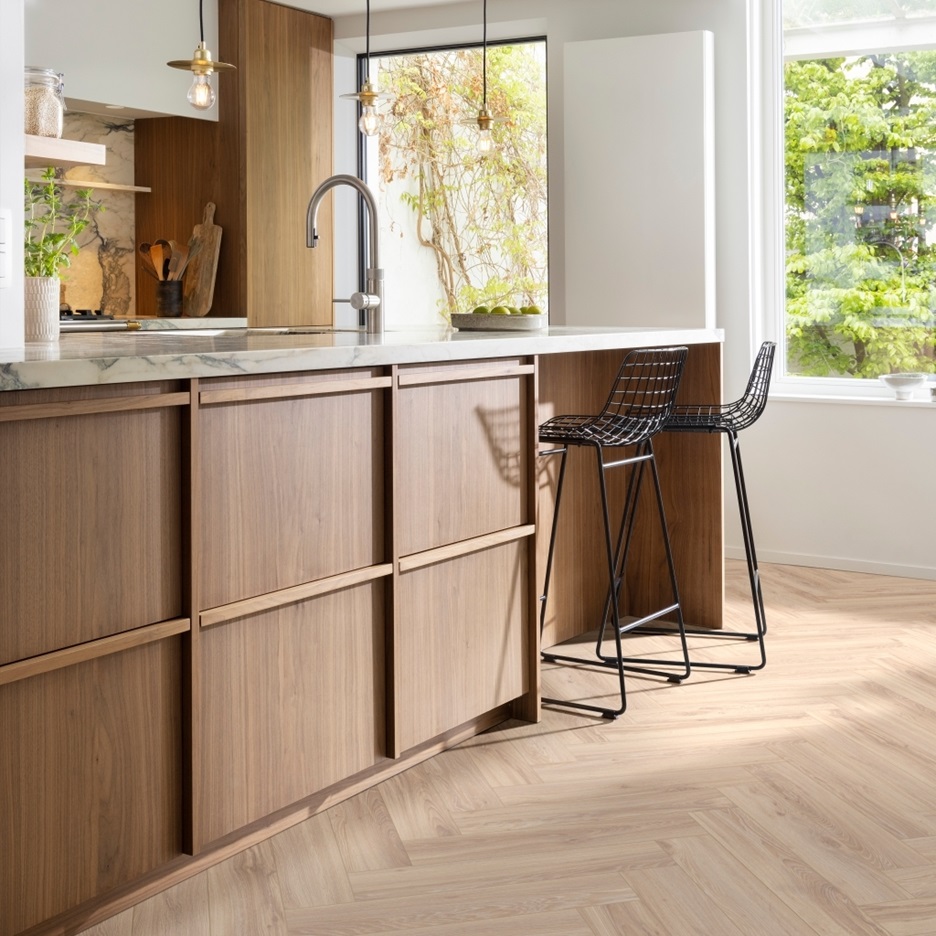 Moduleo LayRed Herringbone Blackjack Oak 22210
