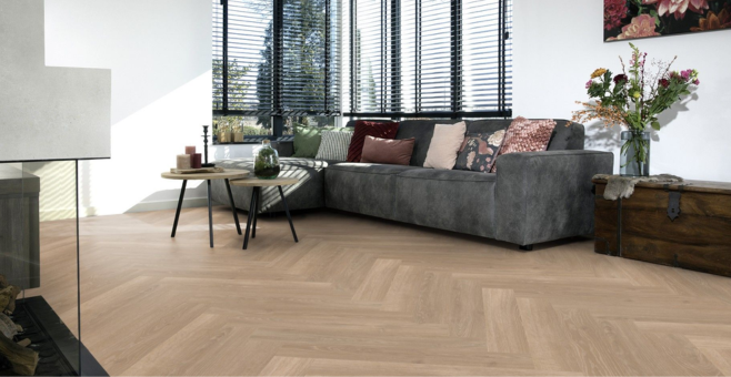 Verdieping, Interieurontwerp, Vloeren, Tafel, Woondecoratie