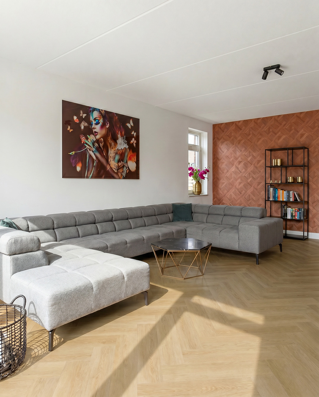 woonbank, sofa, grijs, hoekbank, houten vloer
