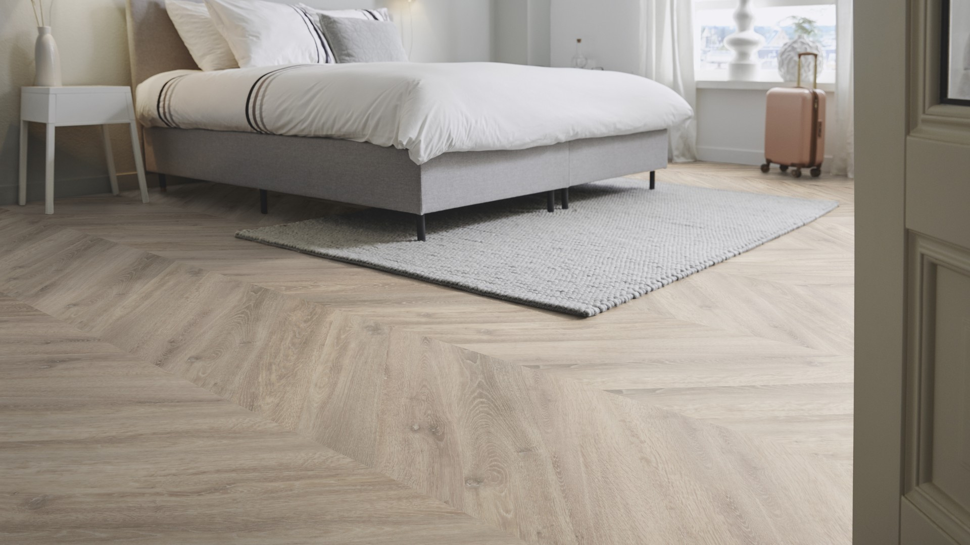 mFLOR Parva Oak Chevron 42219 Sardinia