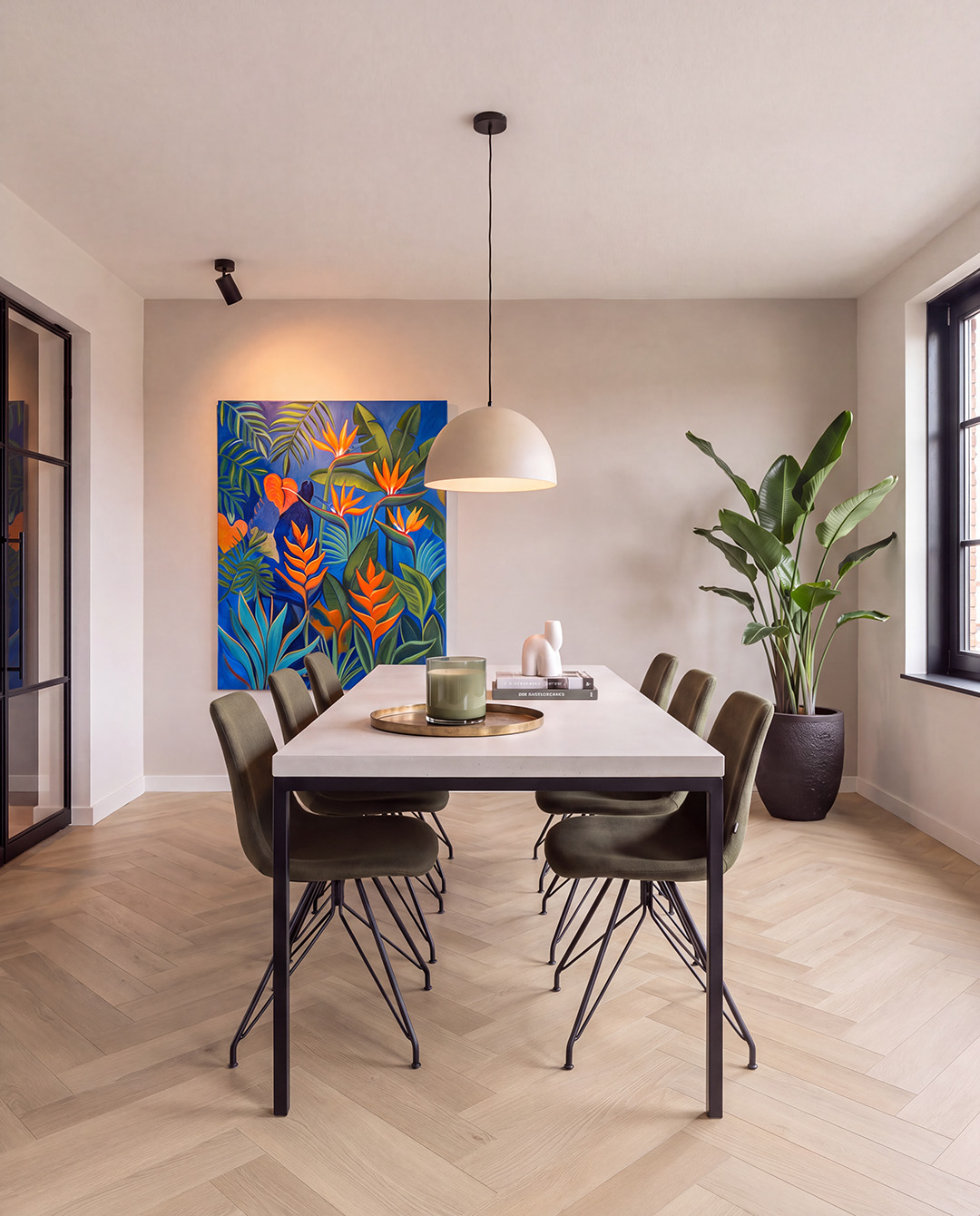 eettafel, vloerpatroon, kamerplant, kunstwerk, hanglamp