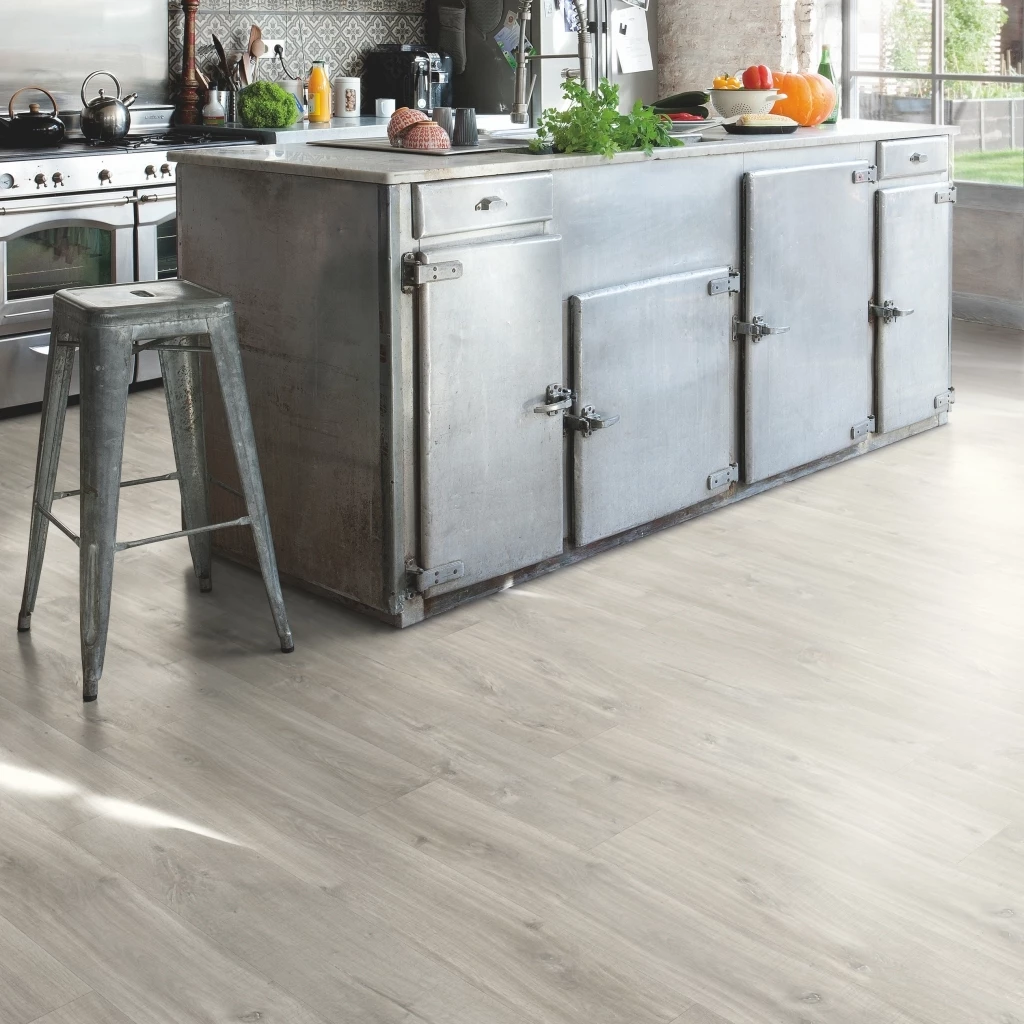 Quick-Step Balance Click Plus BACP40030 Canyon Eik Grijs Met Zaagsneden