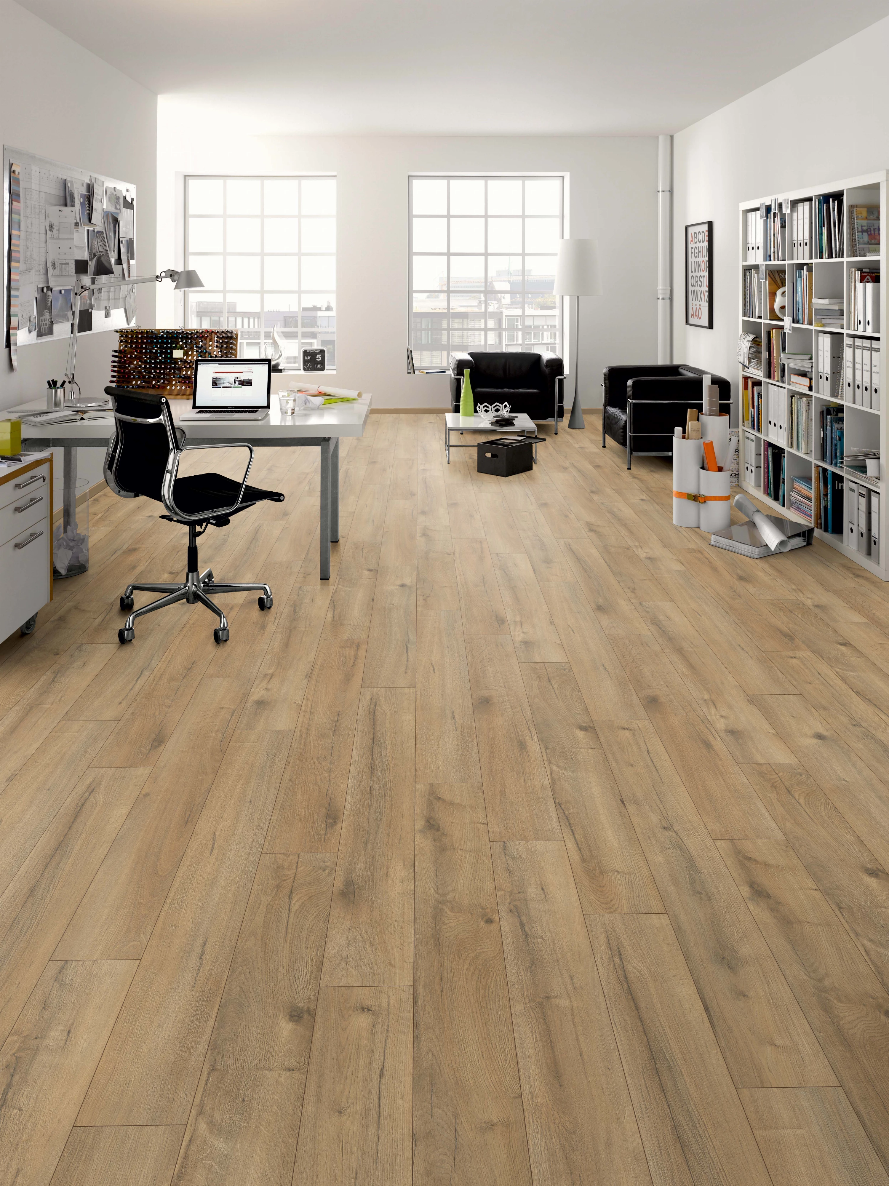 Egger Classic vgroef 8mm Rioja Oak Brown C-2077