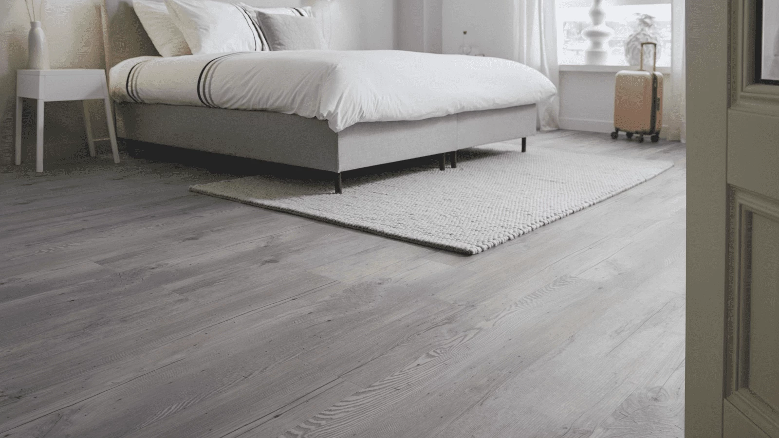 mFLOR Authentic Plank 81014 Sylvian