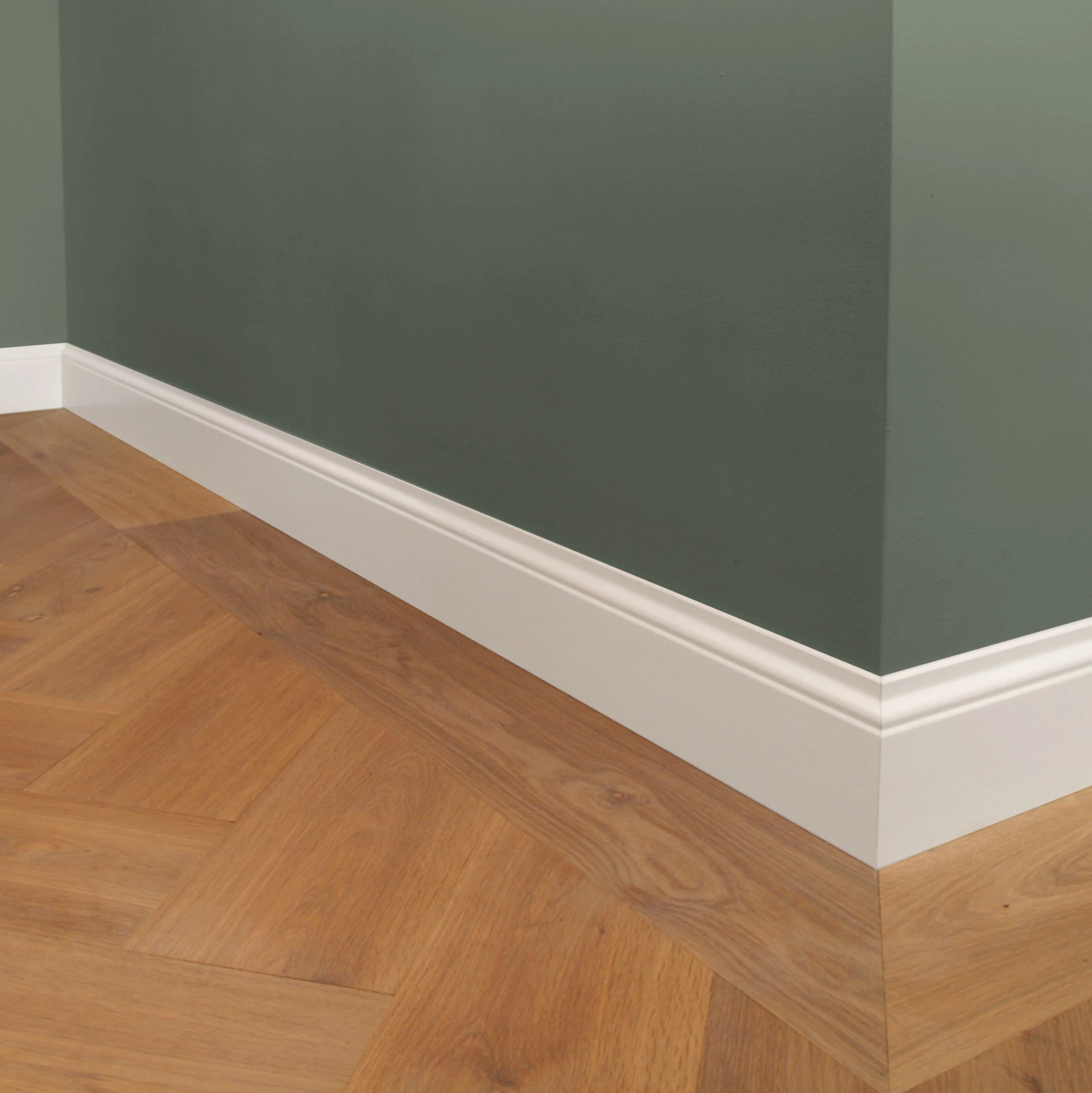 MDF Romantische Plint 150x18 RAL 9010 Zuiver Wit 16055